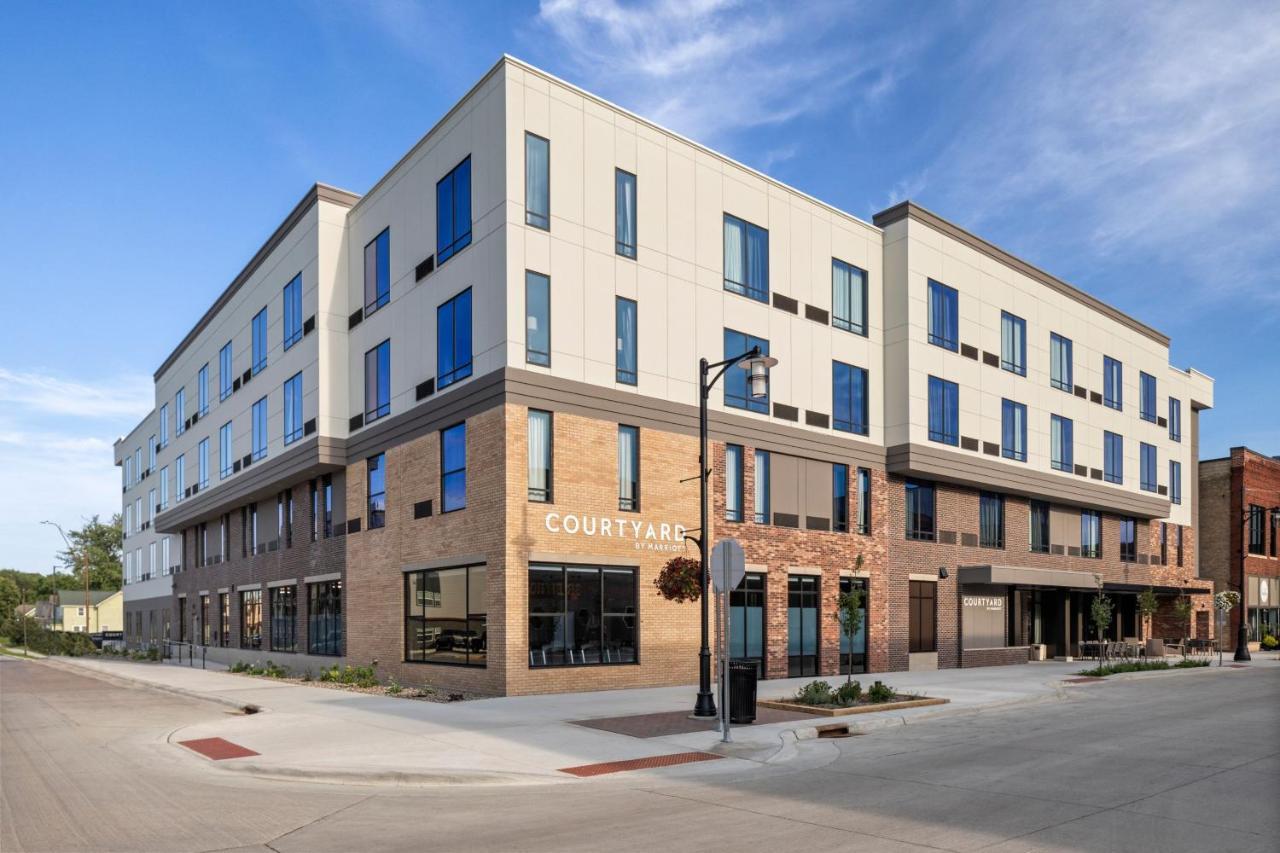 Courtyard By Marriott Owatonna Downtown Exterior foto